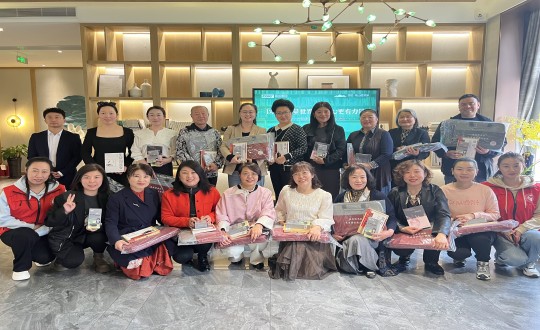 9.“以閱讀丈量世界，讓內(nèi)心更有力量”主題讀書(shū)朗誦交流活動(dòng)現(xiàn)場(chǎng)留念_副本.jpg